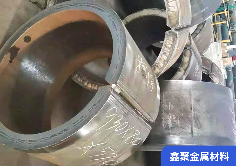 南通大型厚板卷圓加工廠家對(duì)于卷板機(jī)操作的注意事項(xiàng)